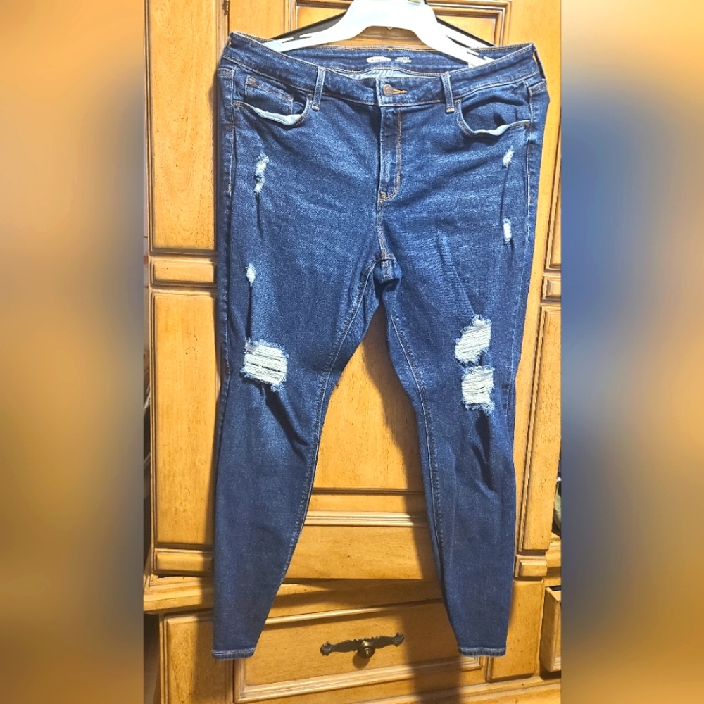 Old Navy Distressed Rockstar Super Skinny Mid-Rise Jeans Sz 14